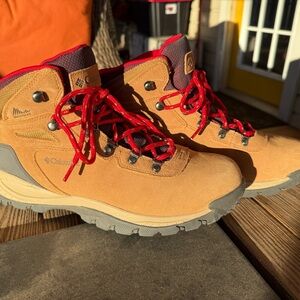 Columbia Tan Lace-Up Boots with Red Accents